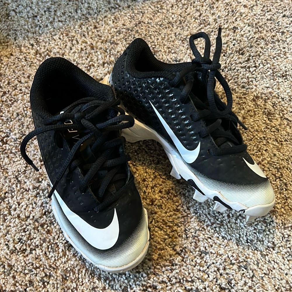 Boys Nike Vapor Baseball Cleats
